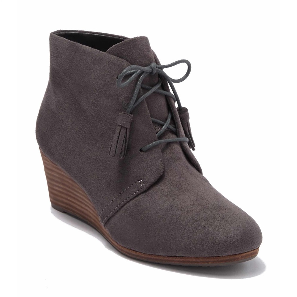 Dr. Scholl’s Dakota Wedge Booties